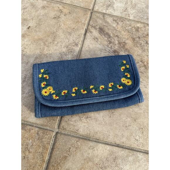 Denim Trifold Wallet Embroidered Flowers Kitschy Boho Cottagecore - Picture 1 of 7